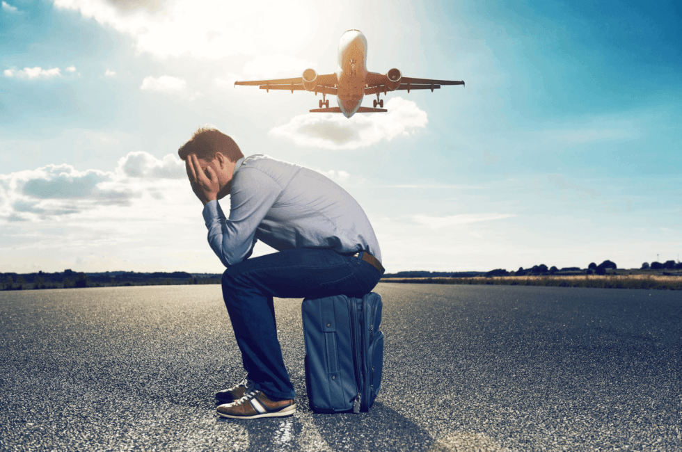 De ce te doare capul în avion: cauze și prevenirea durerilor de cap în timpul zborului
